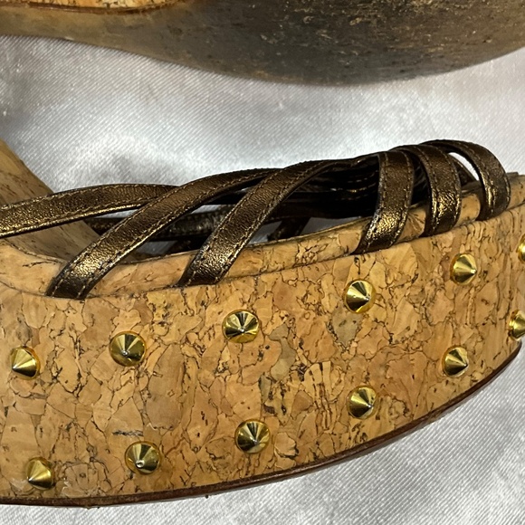 Gucci Studded Cork Platform Wedge Sandals Bronze Gold Leather EU 39.5 - Picture 4 of 12